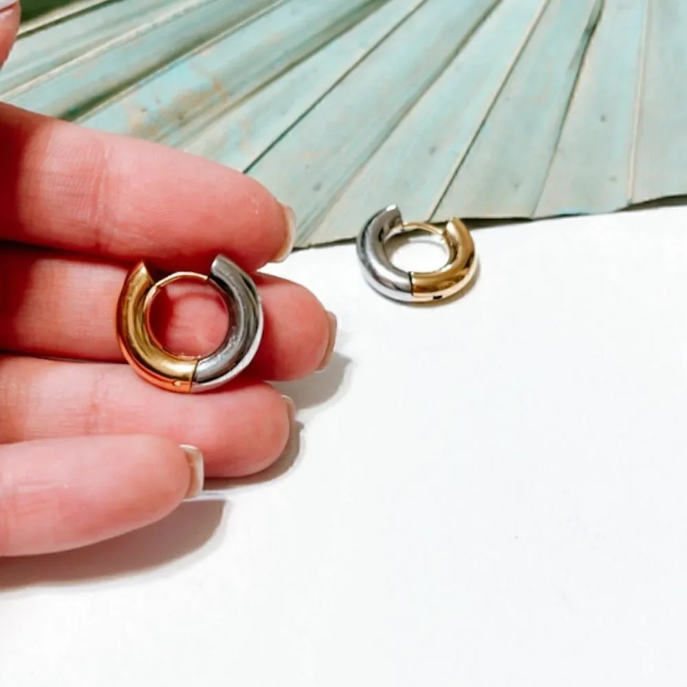 Minimalist hoop earrings  #106